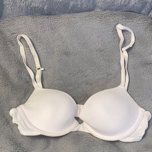 Flirtitude Elegant Cream Bra
